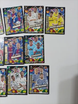 Cromos de fútbol Super Heroes
