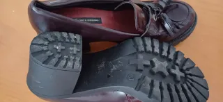 Mocasines altos  MTNG granates de charol