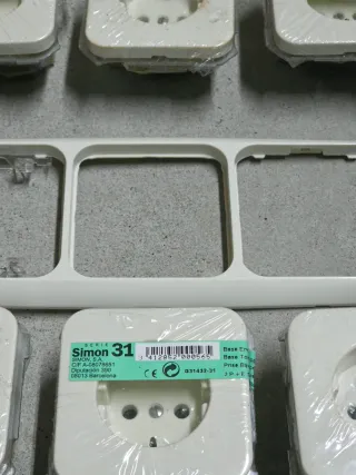 Enchufes Simón 31 Marfil (3uds)