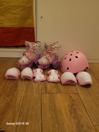 Patines y equipo de protección infantil 57 euros