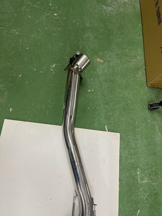 Escape Krieger Competición Completo