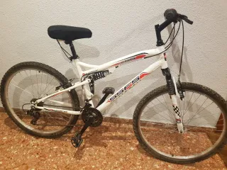 Bicicleta de Montaña Doble Suspensión