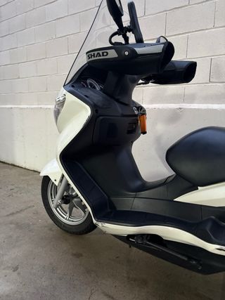 Suzuki Burgman 200
