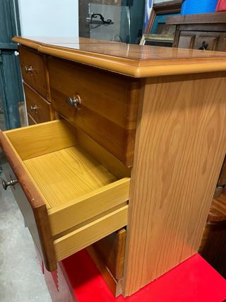 Mesitas de noche de madera