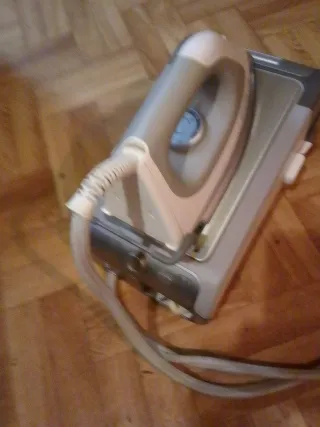 Plancha Rowenta casi nueva