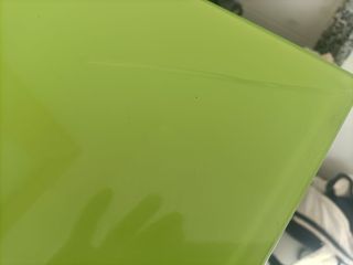 Mesa cocina extensible cristal y acero.