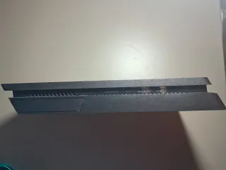 PS4 Slim 500GB + 2 Mandos + Spiderman