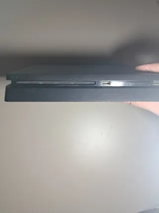 PS4 Slim 500GB + 2 Mandos + Spiderman