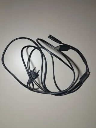 PS4 Slim 500GB + 2 Mandos + Spiderman