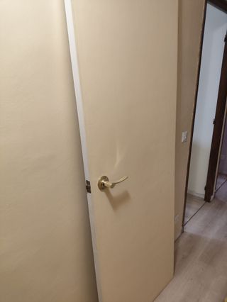 Puerta interior color crema 72x200 cm