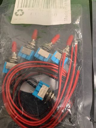 Interruptores de palanca miniatura Senvenelec