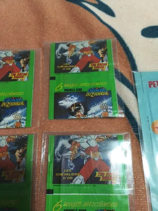 Lote Sobres Cromos Dragon Ball y Street Fighter