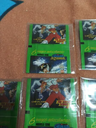 Lote Sobres Cromos Dragon Ball y Street Fighter