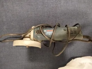 Sierra radial eléctrica Bosch