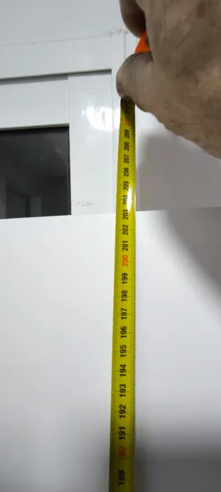 Puerta interior blanca de 82.5