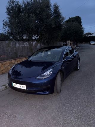 Tesla Model 3 2019 dual motor long range
