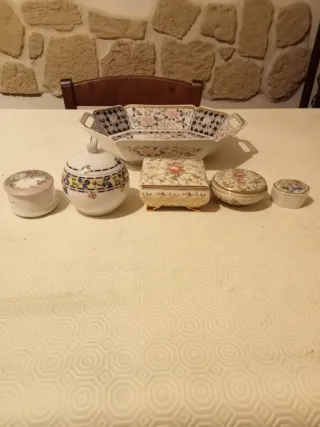 Collezione scatole ceramica decorate