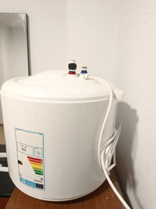 Termo eléctrico Equation 30L