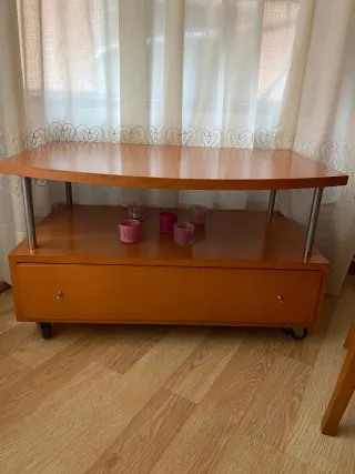 Mesita Auxiliar Naranja con Ruedas