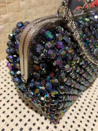 Bolso de fiesta artesanal con cuentas