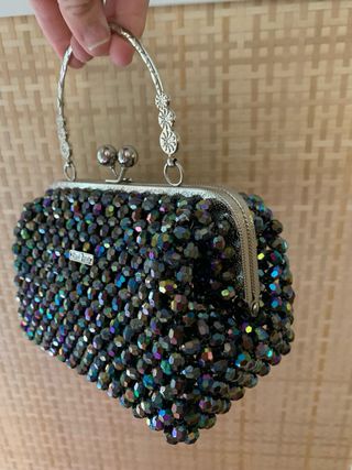 Bolso de fiesta artesanal con cuentas