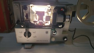 PROYECTOR DE SUPER 8