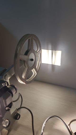 PROYECTOR DE SUPER 8