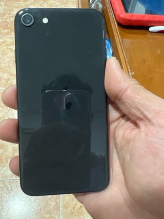 iPhone SE 2ª Gen Nero in buone condizioni iOS 26
