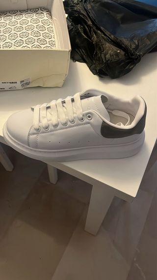 Zapatilla Alexander McQueen Talla 42 Gris/Blanco