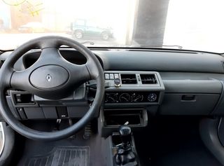 Renault 1119052 7700101909 centralita motor clio i