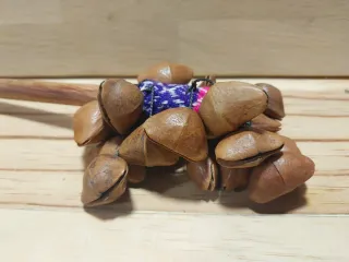 Maraca tribal pangui artesanal