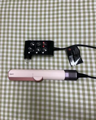 Piastra asciugacapelli Dyson Airstrait