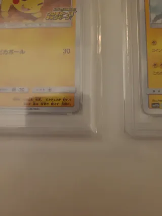 2 Cartas Pokémon Pikachu PSA 9/8 Japonés