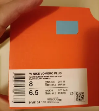 Nike Vomero Plus T39 Blancas