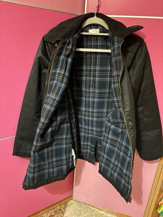 Parka Mango efecto encerado azul marino