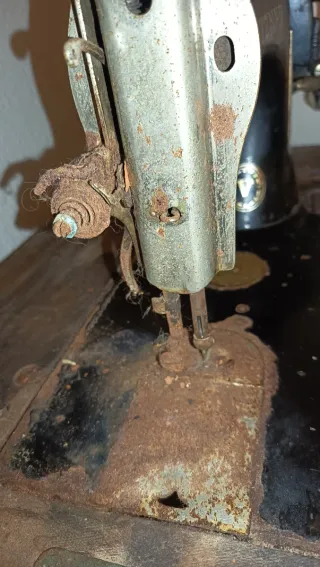 Máquina de coser Gritzner antigua