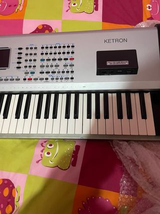 Teclado Ketron SD1 con USB