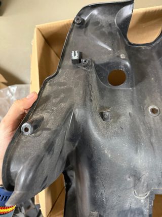 CONTRAESCUDO YAMAHA AEROX 4T