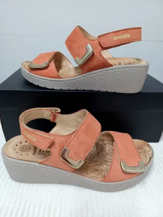 Sandalias Mobils Naranja y Dorado