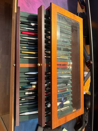 Vitrina para 36 plumas/bolígrafos