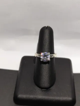 Anillo solitario Plata de rey con Circonita