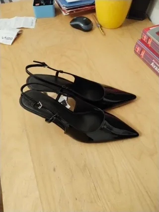 Zapatos de tacón negros