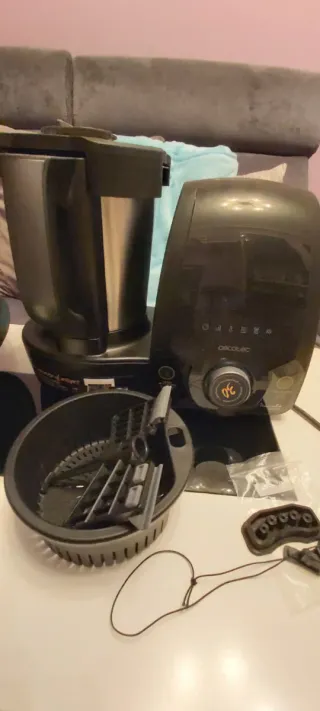 ROBOT DE COCINA MAMBO CECOTEC