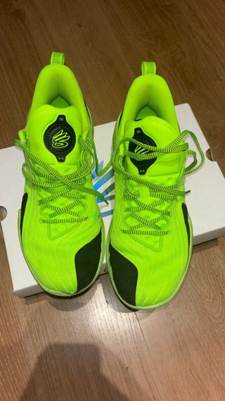 Zapatos Baloncesto Curry Verdes