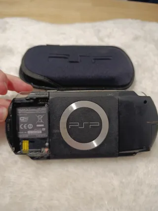PSP Sony Negra con funda