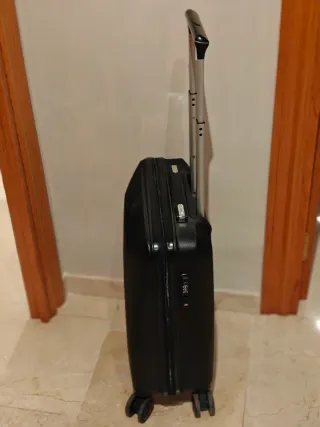 Maleta trolley cabina Unik negra nueva