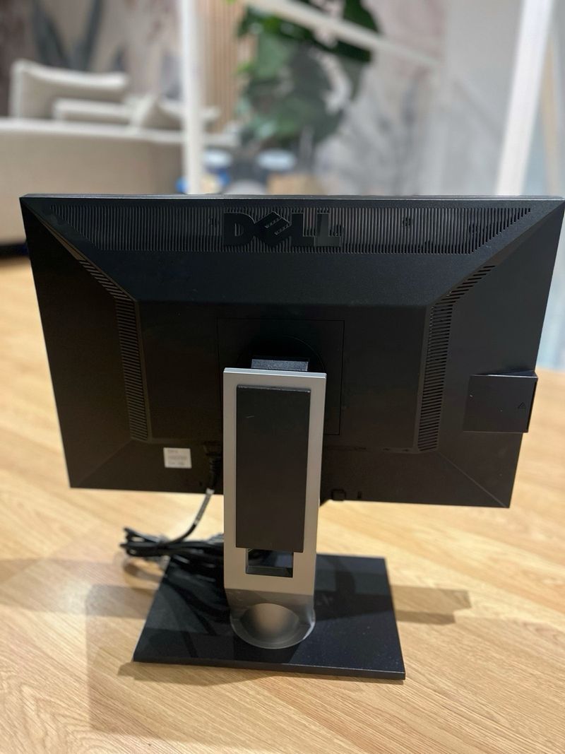 Monitor Dell 22’ Regulable afbeelding 2