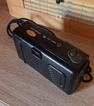 Cámara Olympus AM-100 Vintage Negra