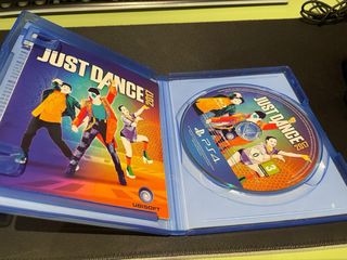 Just Sing e Just Dance 2017 PS4