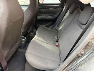 Toyota Aygo X Play Año 9/2024